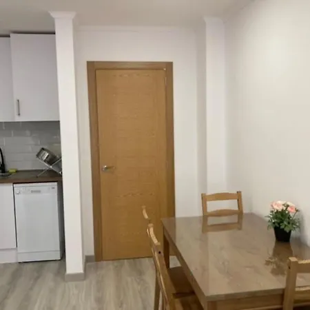 Apartment Lovely Next To The